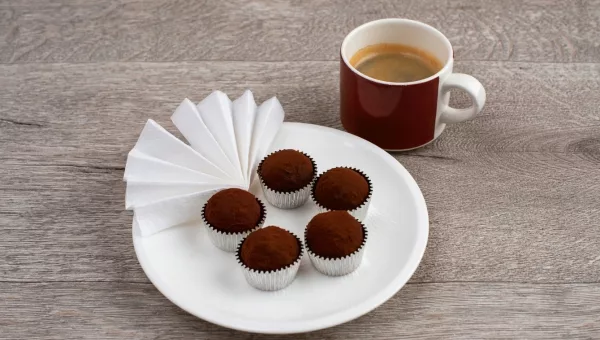 Decaffeinato sans solvants chimiques & Truffes au Chocolat au Café